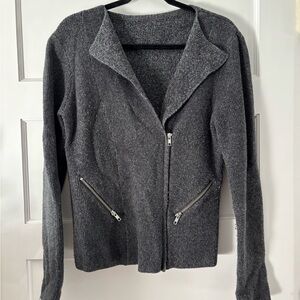 Women's Gray Zippered Jacket